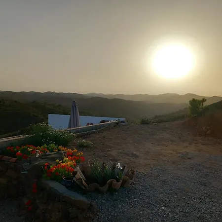 Amendoa בית חווה