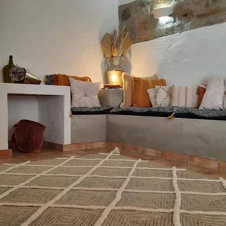 Amendoa Alta Mora